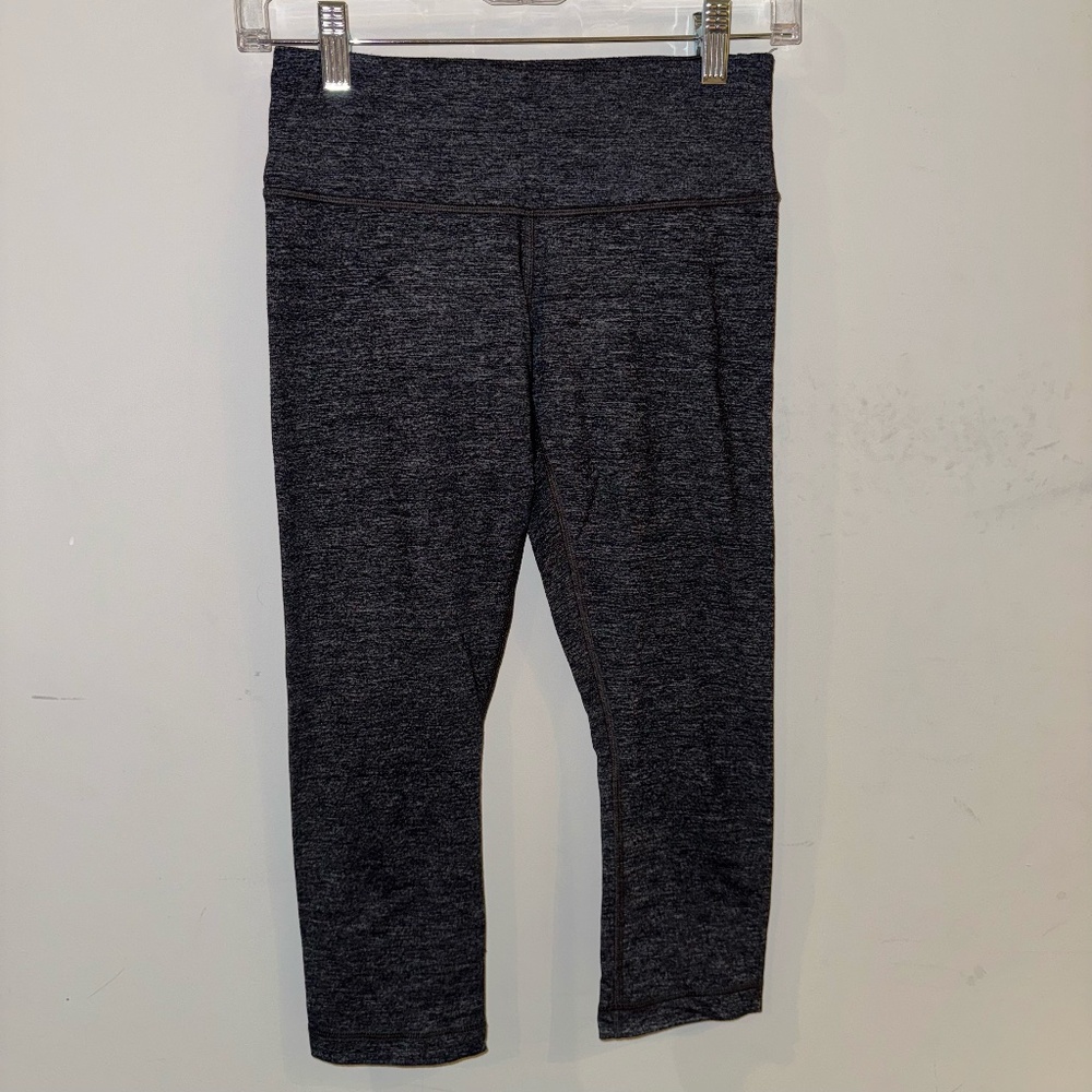 lululemon gray crop leggings
